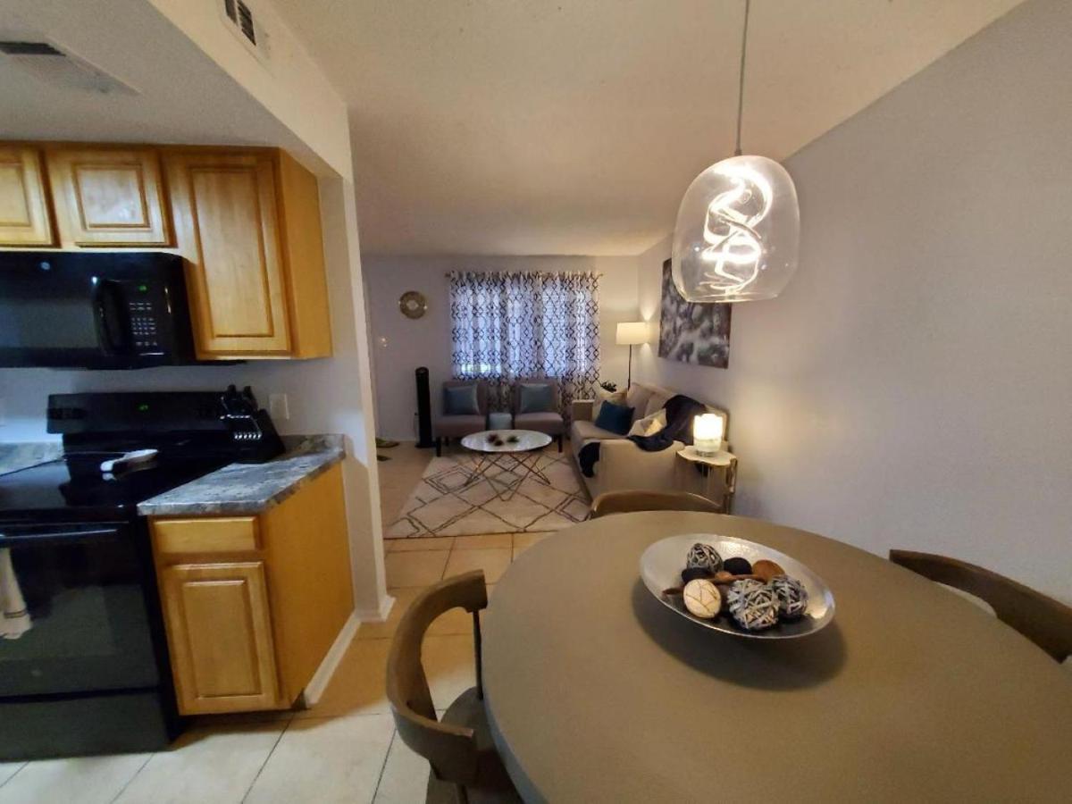 Condo Near Downtown Austin - 2Br Exterior photo