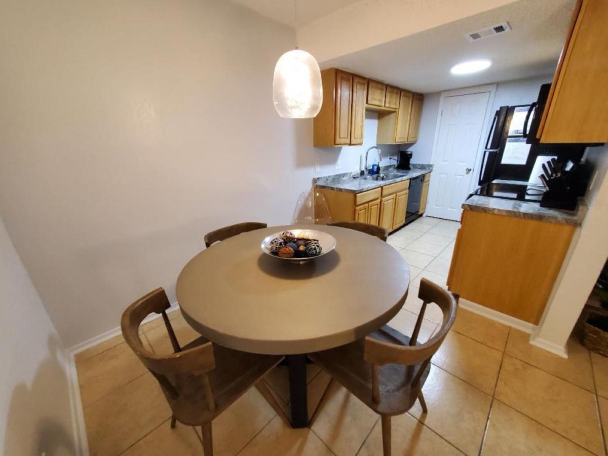 Condo Near Downtown Austin - 2Br Exterior photo